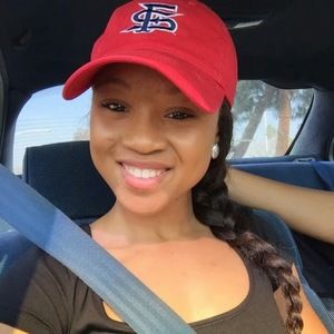 Meet your Posher, Jazmine